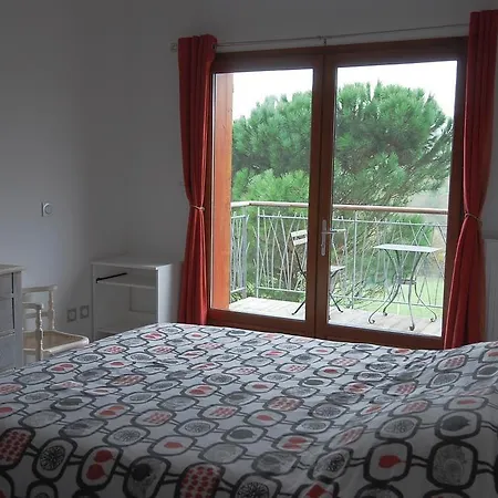 Maison D'Hotes Des 2 Chenes Bessenay Exterior foto