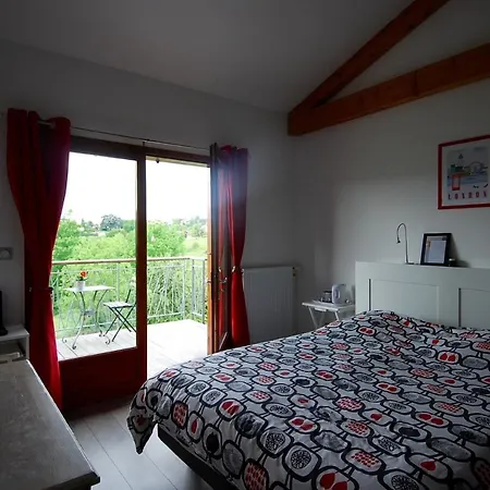 Maison D'Hotes Des 2 Chenes Bessenay Exterior foto